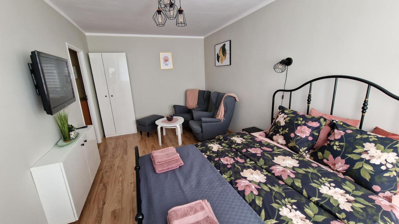 Appartamento Apartament Spoko-Loko Stronie Śląskie Esterno foto
